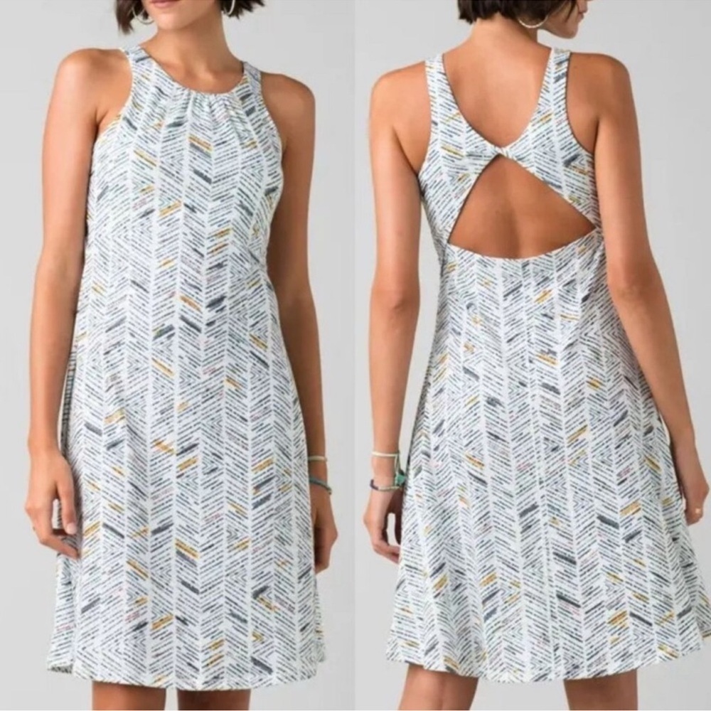 Prana Skypath Open Back Twist Sketch Print Mini D… - image 1